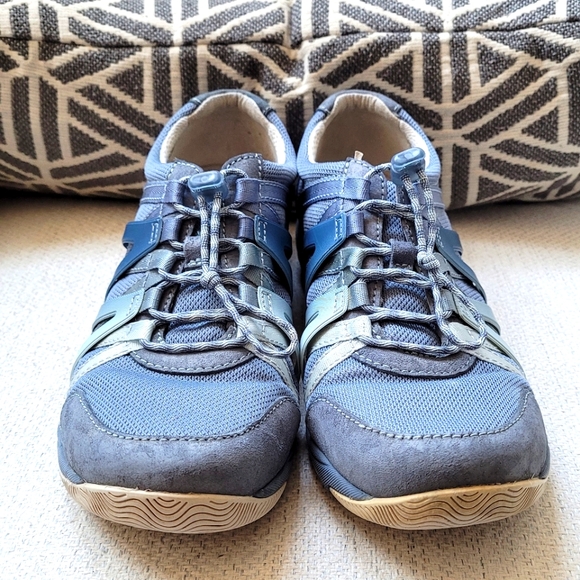 Dansko women's shoes - Picture 6 of 9